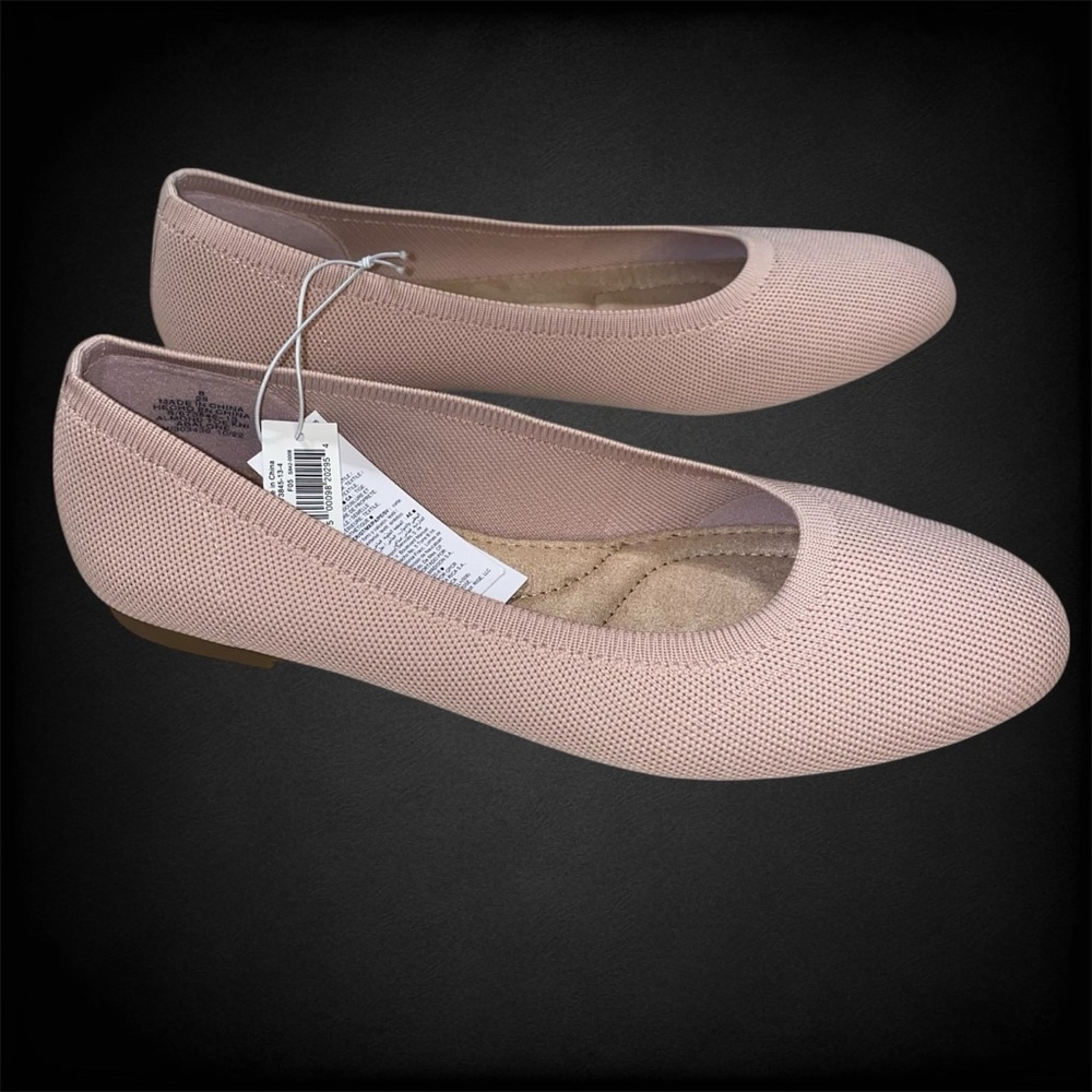 Old Navy Pink Ballet Flats - Picture 2 of 10